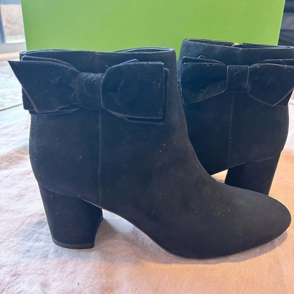 NWT! Kate Spade Black Suede Bow Boots! Size 7!